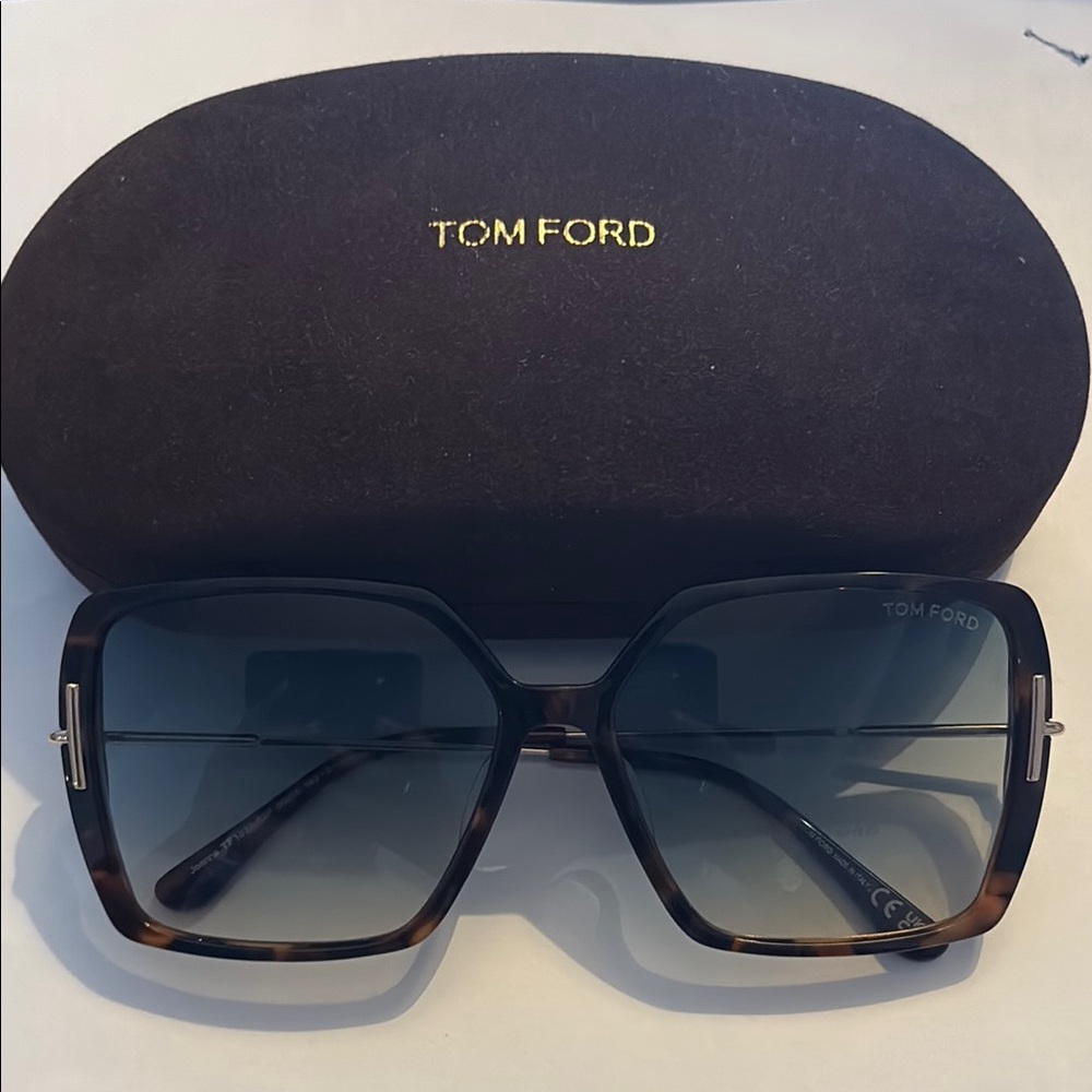 Tom Ford Women's Tortoise Shell Sunglasses BRAND NEW